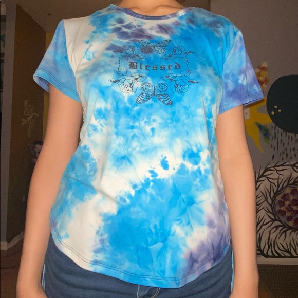 Short sleeve tie-dye shirt mainly blue and white - Picture 8 of 8